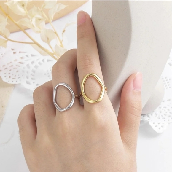 New Hollow Eclipse Ring - Picture 3 of 3